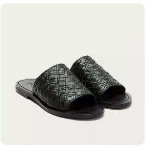 Frye Women’s Black Woven Slide Sandals